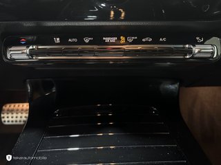 Mercedes-Benz A 250 4Matic AMG Line *Lim.*Kamera*Navi*LED*Aut.* - foto 16