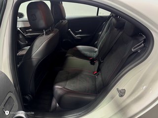 Mercedes-Benz A 250 4Matic AMG Line *Lim.*Kamera*Navi*LED*Aut.* - foto 8