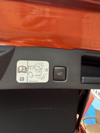 Ford Kuga Plug-In Hybrid ST-Line X /AHK/Panoschiebedach/Schutzbrief - bilder 10