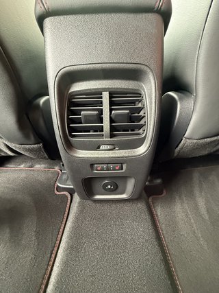 Ford Kuga Plug-In Hybrid ST-Line X/243PS/Garantie bis 09/28 - bilder 10