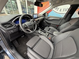 Ford Kuga Plug-In Hybrid Titanium X/Ergonomie-Sitze - bilder 10