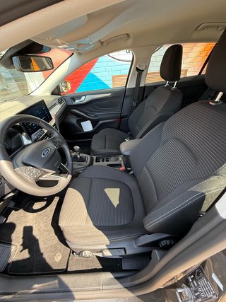 Ford Focus Titanium Turnier, ACC, Toter-Winkel, Elektrische Heckklappe, Key Free - bilder 10