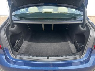 2021 BMW 330i xDrive Sedan - photo 3