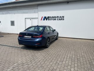 2021 BMW 330i xDrive Sedan - photo 4