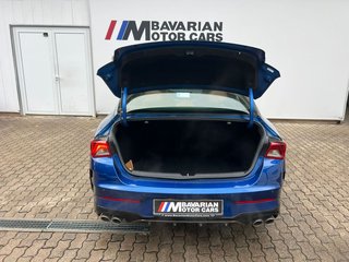 2023 Kia K5 GT Sedan - photo 3