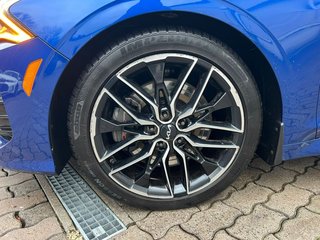 2023 Kia K5 GT Sedan - photo 9