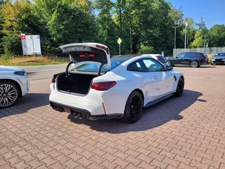 2026 BMW M4 Coupe - photo 3