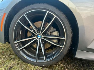 2024 BMW 330i Sedan - photo 10