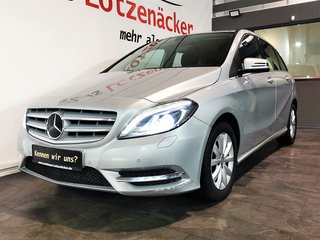 Mercedes-Benz B 180 BlueEfficiency BI-XENON|TEMP|NAVI|8-FACH Gebrauchtwagen Kaufen | EZ 10/2014 | Preis 15.490 €