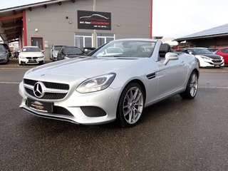 Mercedes-Benz SLC 180 Pano MB SH Used vehicle for sale | First registration 08/2017 | Price 21.990 €