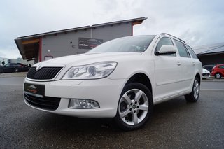 Skoda Octavia Combi Family 4X4 XEN,TEMP,SCHIEBEDACH,SHZ,MwSt. Gebrauchtwagen Kaufen | EZ 01/2012 | Preis 10.990 €