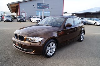 BMW 120d NAVI,XEN,SHZ,PDC,AUTOMATIK,GARANTIE Used vehicle for sale | First registration 06/2010 | Price 12.490 €