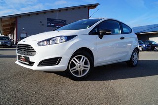 Ford Fiesta Ambiente 1.Hand, wenig KM, inkl. Garantie Used vehicle for sale | First registration 05/2013 | Price 6.990 €
