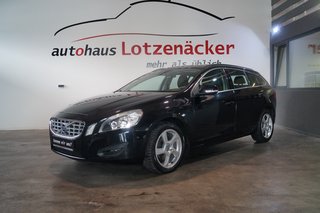 Volvo V 60 Kombi Momentum Navi,PDC,Bluetooth,GARANTIE Gebrauchtwagen Kaufen | EZ 11/2011 | Preis 8.990 €