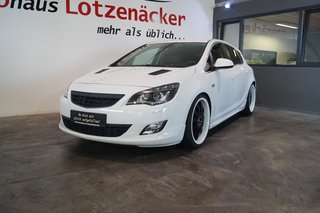 Opel Astra J 1.6 Sport EINZELSTÜCK,TUNING Gebrauchtwagen Kaufen | EZ 01/2010 | Preis 11.490 €