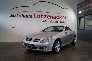 Mercedes-Benz SLK 200 Kompressor LEDER,NAVI,NEUE REIFEN+BREMSEN Used vehicle for sale | First registration 07/2004 | Price 6.490 €