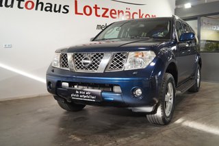 Nissan Pathfinder 2.5 dCi Premium NAVI LEDER KEYLESS 7-SITZER SHZ TEMP Used vehicle for sale | First registration 03/2005 | Price 4.990 €