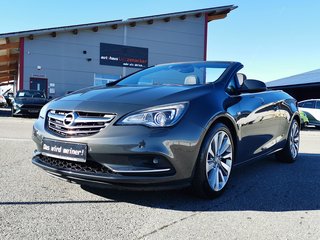Opel Cascada Innovation 1.6 Turbo NAVI|BI-XENON|TEMP|SHZ Used vehicle for sale | First registration 05/2015 | Price 13.490 €