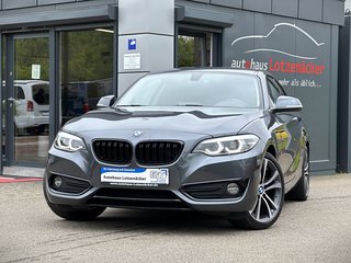 BMW 230 i Sport Line abnb.AHK | SH | 8-fach Used vehicle for sale | First registration 09/2018 | Price 28.500 €