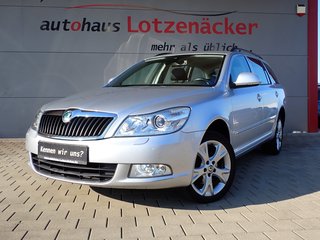 Skoda Octavia Combi Elegance 4X4 2.HAND|AHK|LEDER|XEN| Gebrauchtwagen Kaufen | EZ 03/2010 | Preis 3.990 €