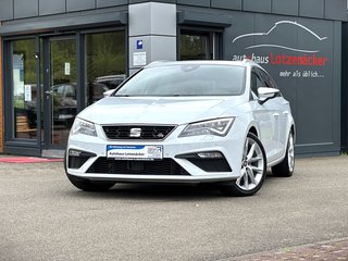 Seat Leon 1,5 ST FR ACC|Pano|Apple|Beat|digital|LED Used vehicle for sale | First registration 01/2020 | Price 22.490 €