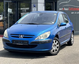 Peugeot 307 Tendance TÜV Klima Used vehicle for sale | First registration 03/2004 | Price 1.490 €