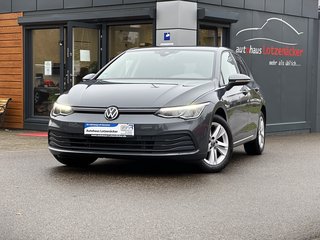 Volkswagen Golf VIII 2,0 TDI Virtual| DSG |ACC | Garantie Used vehicle for sale | First registration 09/2020 | Price 22.990 €