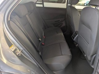 Volkswagen T-Roc 1.5 eTSI DSG Life *SHZ,LED,Connect* - foto 7