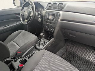 Suzuki Vitara 1.6 Club 4x4 *Klima,Allwetter* - foto 5
