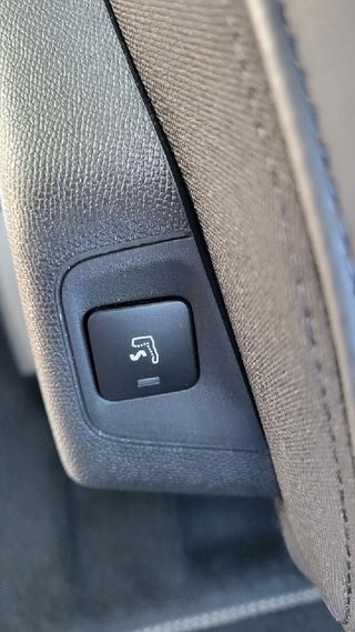 Peugeot 3008 Hybrid4 300 GT - bilder 8