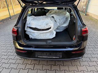 Volkswagen Golf VIII Lim. Life - bilder 8