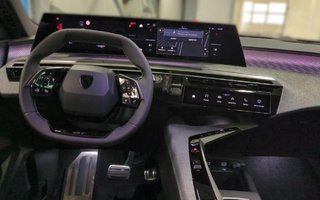 Peugeot 5008 Hybrid 145 GT - foto 8