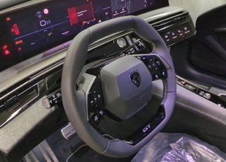 Peugeot 5008 Hybrid 145 GT - foto 9