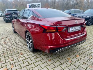 2020 Nissan Altima Sedan 4D SR - photo 5