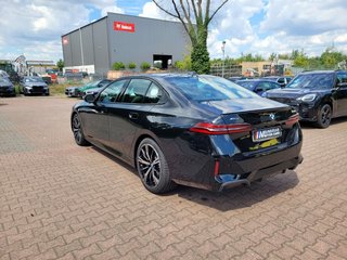 2026 BMW 530i xDrive - photo 5