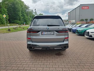 2026 BMW X7 xDrive40i - photo 2