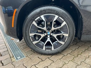 2025 BMW X3 30 xDrive - photo 9