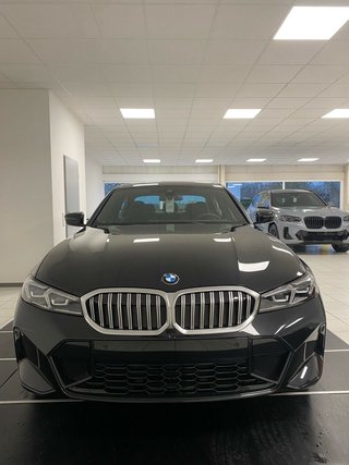 2024 BMW 330i Sedan - photo 2