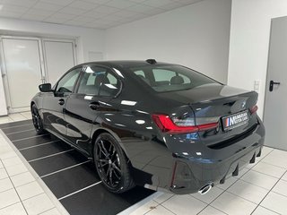 2024 BMW 330i Sedan - photo 5