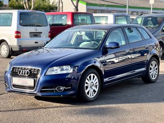 Audi A3 Sportback 2.0 TDI Attraction TÜV 05/27 Tempo PDC Multi SHZ Klimaauto