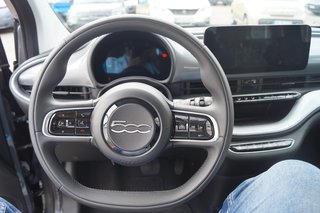 Fiat 500 e Icon I Batteriezertifikat I Winter-Magic-Eye-Komfort-Keyless-Entry Paket - bilder 5