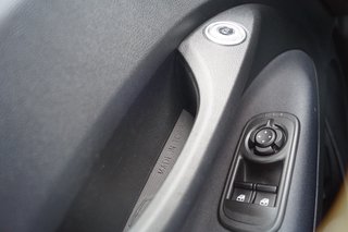 Fiat 500 e Icon I Batteriezertifikat I Winter-Magic-Eye-Komfort-Keyless-Entry Paket - bilder 10