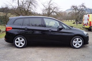 BMW 218 d Sport Line - bilder 1
