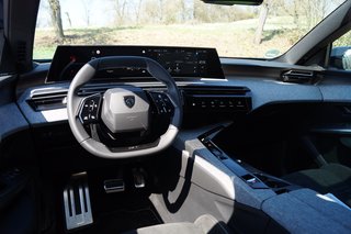 Peugeot 3008 Hybrid 136 GT Sound&Air Paket, Komfort Paket - bilder 22