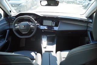 Peugeot 308 SW Hybrid 145 Allure I Komfort-Paket I Winter-Paket - bilder 20