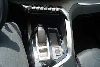 Peugeot 3008 Hybrid4 300 GT Vollleder-Paket I Navi I Sitzheizung I Massagesitze - bilder 18