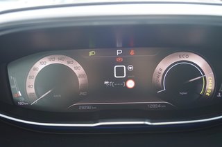 Peugeot 5008 Hybrid 136 GT I AHK I Pano I SHZ I Kamera I PDC - bilder 16