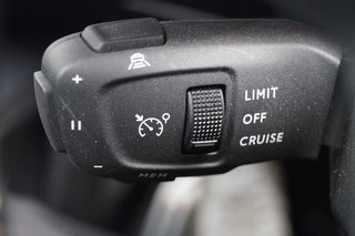 Peugeot 3008 Hybrid 225 GT I 8-Fach I AHK I elektr. Heckklappe I On-Board-Lader 7,4 kW - bilder 16