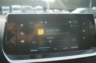 Peugeot 208 e- Allure I Elektro I 8-Fach Bereifung I PDC I Batteriezertifikat I LED - foto 8