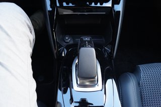 Peugeot e-208 GT I Kamera I Elektro I Batteriezertifikat - foto 18